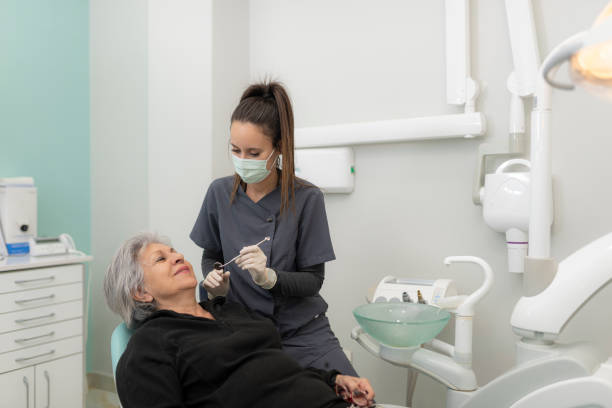 Best Emergency Tooth Extraction in Scottville, MI